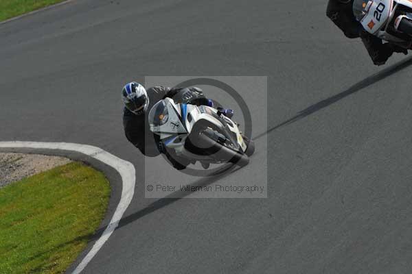 Mallory park Leicestershire;Mallory park photographs;Motorcycle action photographs;Trackday digital images;event digital images;eventdigitalimages;mallory park;no limits trackday;peter wileman photography;trackday;trackday photos