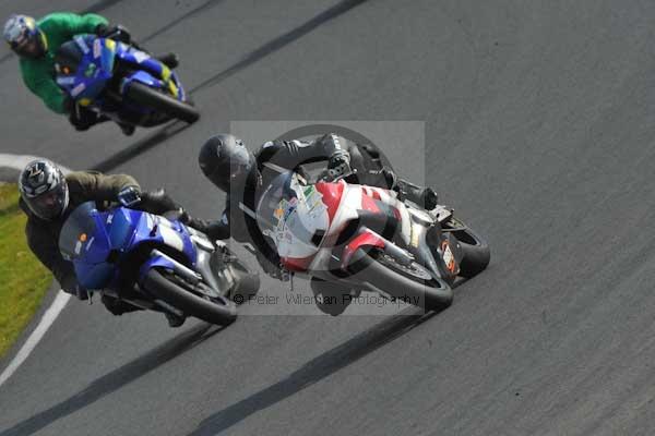 Mallory park Leicestershire;Mallory park photographs;Motorcycle action photographs;Trackday digital images;event digital images;eventdigitalimages;mallory park;no limits trackday;peter wileman photography;trackday;trackday photos