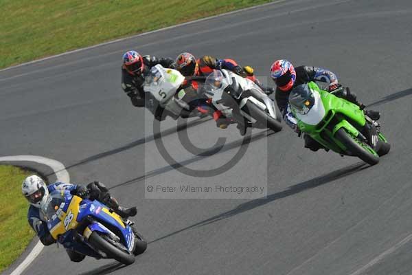 Mallory park Leicestershire;Mallory park photographs;Motorcycle action photographs;Trackday digital images;event digital images;eventdigitalimages;mallory park;no limits trackday;peter wileman photography;trackday;trackday photos