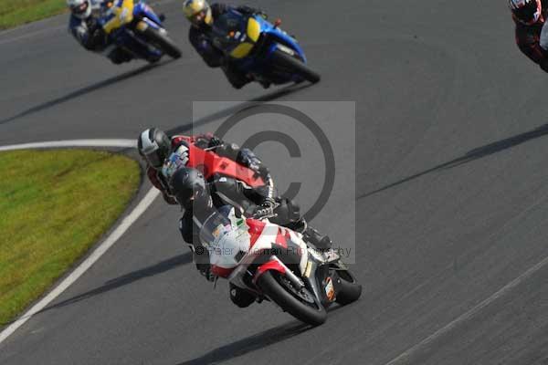 Mallory park Leicestershire;Mallory park photographs;Motorcycle action photographs;Trackday digital images;event digital images;eventdigitalimages;mallory park;no limits trackday;peter wileman photography;trackday;trackday photos