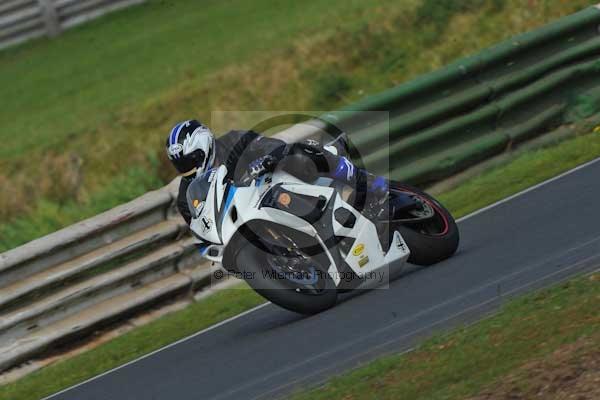 Mallory park Leicestershire;Mallory park photographs;Motorcycle action photographs;Trackday digital images;event digital images;eventdigitalimages;mallory park;no limits trackday;peter wileman photography;trackday;trackday photos