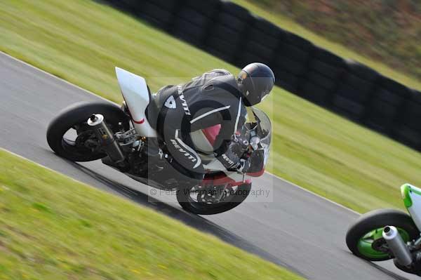 Mallory park Leicestershire;Mallory park photographs;Motorcycle action photographs;Trackday digital images;event digital images;eventdigitalimages;mallory park;no limits trackday;peter wileman photography;trackday;trackday photos