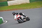 Mallory-park-Leicestershire;Mallory-park-photographs;Motorcycle-action-photographs;Trackday-digital-images;event-digital-images;eventdigitalimages;mallory-park;no-limits-trackday;peter-wileman-photography;trackday;trackday-photos