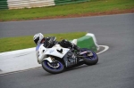 Mallory-park-Leicestershire;Mallory-park-photographs;Motorcycle-action-photographs;Trackday-digital-images;event-digital-images;eventdigitalimages;mallory-park;no-limits-trackday;peter-wileman-photography;trackday;trackday-photos