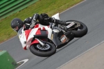 Mallory-park-Leicestershire;Mallory-park-photographs;Motorcycle-action-photographs;Trackday-digital-images;event-digital-images;eventdigitalimages;mallory-park;no-limits-trackday;peter-wileman-photography;trackday;trackday-photos