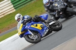 Mallory-park-Leicestershire;Mallory-park-photographs;Motorcycle-action-photographs;Trackday-digital-images;event-digital-images;eventdigitalimages;mallory-park;no-limits-trackday;peter-wileman-photography;trackday;trackday-photos