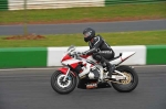 Mallory-park-Leicestershire;Mallory-park-photographs;Motorcycle-action-photographs;Trackday-digital-images;event-digital-images;eventdigitalimages;mallory-park;no-limits-trackday;peter-wileman-photography;trackday;trackday-photos