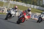 Mallory-park-Leicestershire;Mallory-park-photographs;Motorcycle-action-photographs;Trackday-digital-images;event-digital-images;eventdigitalimages;mallory-park;no-limits-trackday;peter-wileman-photography;trackday;trackday-photos