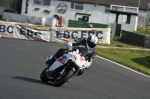 Mallory-park-Leicestershire;Mallory-park-photographs;Motorcycle-action-photographs;Trackday-digital-images;event-digital-images;eventdigitalimages;mallory-park;no-limits-trackday;peter-wileman-photography;trackday;trackday-photos