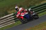 Mallory-park-Leicestershire;Mallory-park-photographs;Motorcycle-action-photographs;Trackday-digital-images;event-digital-images;eventdigitalimages;mallory-park;no-limits-trackday;peter-wileman-photography;trackday;trackday-photos