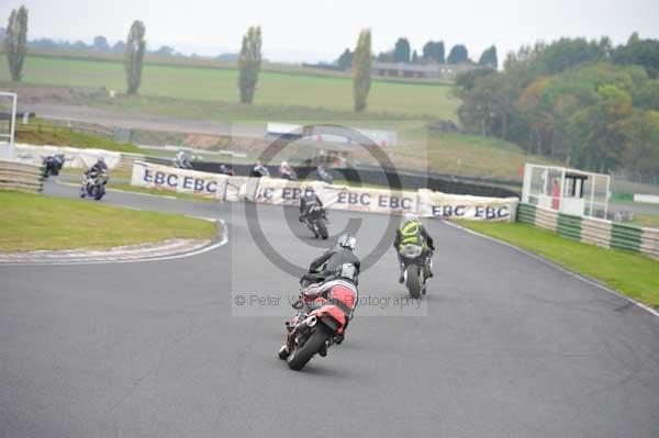 Mallory park Leicestershire;Mallory park photographs;Motorcycle action photographs;Trackday digital images;event digital images;eventdigitalimages;mallory park;no limits trackday;peter wileman photography;trackday;trackday photos