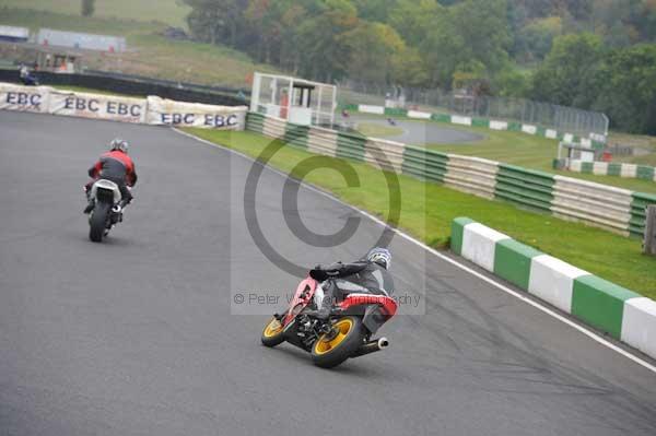 Mallory park Leicestershire;Mallory park photographs;Motorcycle action photographs;Trackday digital images;event digital images;eventdigitalimages;mallory park;no limits trackday;peter wileman photography;trackday;trackday photos