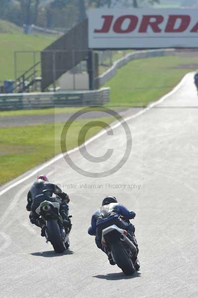 Mallory park Leicestershire;Mallory park photographs;Motorcycle action photographs;Trackday digital images;event digital images;eventdigitalimages;mallory park;no limits trackday;peter wileman photography;trackday;trackday photos