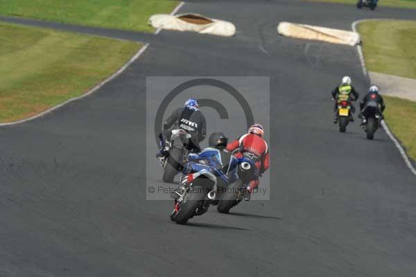 Mallory park Leicestershire;Mallory park photographs;Motorcycle action photographs;Trackday digital images;event digital images;eventdigitalimages;mallory park;no limits trackday;peter wileman photography;trackday;trackday photos