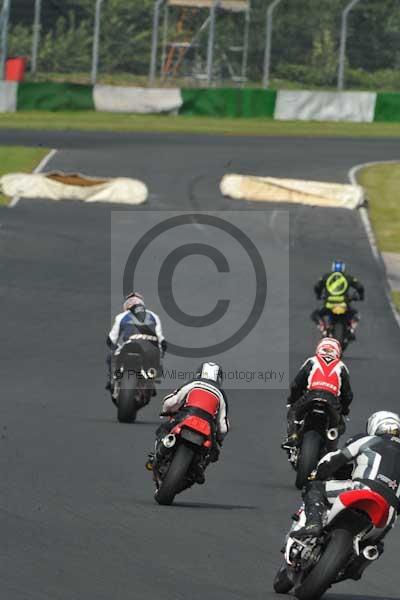 Mallory park Leicestershire;Mallory park photographs;Motorcycle action photographs;Trackday digital images;event digital images;eventdigitalimages;mallory park;no limits trackday;peter wileman photography;trackday;trackday photos