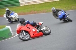 Mallory-park-Leicestershire;Mallory-park-photographs;Motorcycle-action-photographs;Trackday-digital-images;event-digital-images;eventdigitalimages;mallory-park;no-limits-trackday;peter-wileman-photography;trackday;trackday-photos