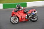 Mallory-park-Leicestershire;Mallory-park-photographs;Motorcycle-action-photographs;Trackday-digital-images;event-digital-images;eventdigitalimages;mallory-park;no-limits-trackday;peter-wileman-photography;trackday;trackday-photos