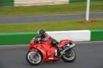 Mallory-park-Leicestershire;Mallory-park-photographs;Motorcycle-action-photographs;Trackday-digital-images;event-digital-images;eventdigitalimages;mallory-park;no-limits-trackday;peter-wileman-photography;trackday;trackday-photos