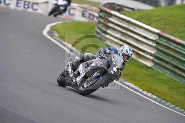 Mallory park Leicestershire;Mallory park photographs;Motorcycle action photographs;Trackday digital images;event digital images;eventdigitalimages;mallory park;no limits trackday;peter wileman photography;trackday;trackday photos