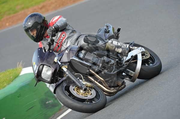 Mallory park Leicestershire;Mallory park photographs;Motorcycle action photographs;Trackday digital images;event digital images;eventdigitalimages;mallory park;no limits trackday;peter wileman photography;trackday;trackday photos