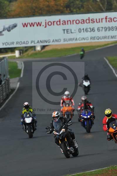 Mallory park Leicestershire;Mallory park photographs;Motorcycle action photographs;Trackday digital images;event digital images;eventdigitalimages;mallory park;no limits trackday;peter wileman photography;trackday;trackday photos