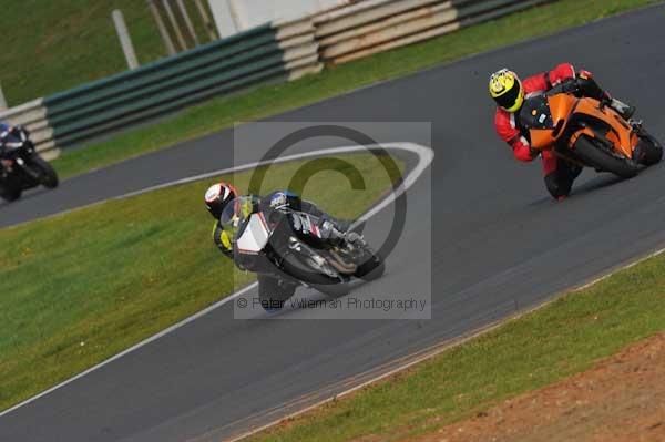 Mallory park Leicestershire;Mallory park photographs;Motorcycle action photographs;Trackday digital images;event digital images;eventdigitalimages;mallory park;no limits trackday;peter wileman photography;trackday;trackday photos