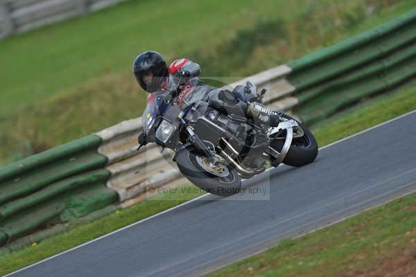 Mallory park Leicestershire;Mallory park photographs;Motorcycle action photographs;Trackday digital images;event digital images;eventdigitalimages;mallory park;no limits trackday;peter wileman photography;trackday;trackday photos