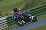 Mallory-park-Leicestershire;Mallory-park-photographs;Motorcycle-action-photographs;Trackday-digital-images;event-digital-images;eventdigitalimages;mallory-park;no-limits-trackday;peter-wileman-photography;trackday;trackday-photos