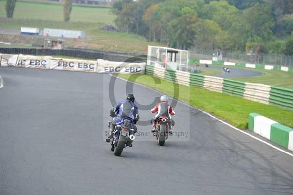 Mallory park Leicestershire;Mallory park photographs;Motorcycle action photographs;Trackday digital images;event digital images;eventdigitalimages;mallory park;no limits trackday;peter wileman photography;trackday;trackday photos