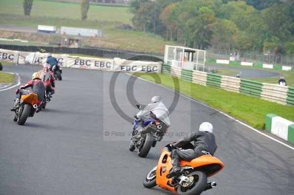 Mallory park Leicestershire;Mallory park photographs;Motorcycle action photographs;Trackday digital images;event digital images;eventdigitalimages;mallory park;no limits trackday;peter wileman photography;trackday;trackday photos