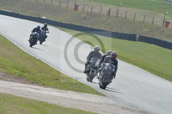 Mallory park Leicestershire;Mallory park photographs;Motorcycle action photographs;Trackday digital images;event digital images;eventdigitalimages;mallory park;no limits trackday;peter wileman photography;trackday;trackday photos