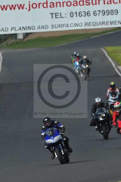 Mallory park Leicestershire;Mallory park photographs;Motorcycle action photographs;Trackday digital images;event digital images;eventdigitalimages;mallory park;no limits trackday;peter wileman photography;trackday;trackday photos