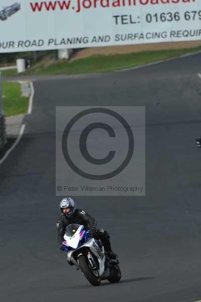 Mallory park Leicestershire;Mallory park photographs;Motorcycle action photographs;Trackday digital images;event digital images;eventdigitalimages;mallory park;no limits trackday;peter wileman photography;trackday;trackday photos