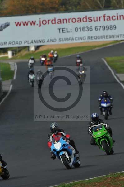 Mallory park Leicestershire;Mallory park photographs;Motorcycle action photographs;Trackday digital images;event digital images;eventdigitalimages;mallory park;no limits trackday;peter wileman photography;trackday;trackday photos