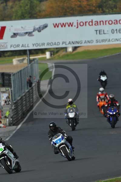 Mallory park Leicestershire;Mallory park photographs;Motorcycle action photographs;Trackday digital images;event digital images;eventdigitalimages;mallory park;no limits trackday;peter wileman photography;trackday;trackday photos