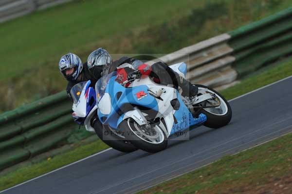 Mallory park Leicestershire;Mallory park photographs;Motorcycle action photographs;Trackday digital images;event digital images;eventdigitalimages;mallory park;no limits trackday;peter wileman photography;trackday;trackday photos