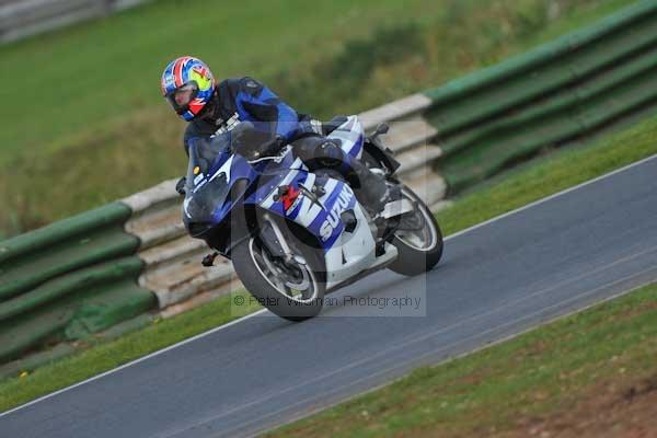 Mallory park Leicestershire;Mallory park photographs;Motorcycle action photographs;Trackday digital images;event digital images;eventdigitalimages;mallory park;no limits trackday;peter wileman photography;trackday;trackday photos