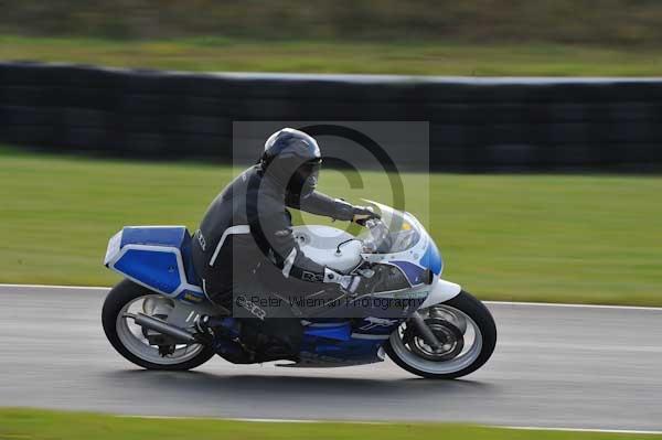 Mallory park Leicestershire;Mallory park photographs;Motorcycle action photographs;Trackday digital images;event digital images;eventdigitalimages;mallory park;no limits trackday;peter wileman photography;trackday;trackday photos