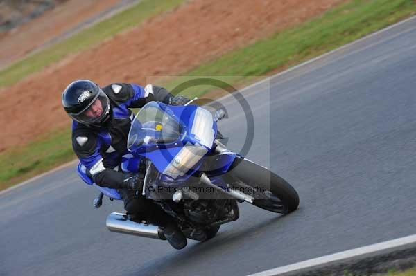 Mallory park Leicestershire;Mallory park photographs;Motorcycle action photographs;Trackday digital images;event digital images;eventdigitalimages;mallory park;no limits trackday;peter wileman photography;trackday;trackday photos