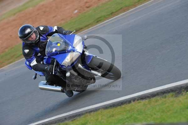 Mallory park Leicestershire;Mallory park photographs;Motorcycle action photographs;Trackday digital images;event digital images;eventdigitalimages;mallory park;no limits trackday;peter wileman photography;trackday;trackday photos