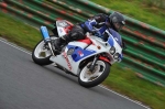 Mallory-park-Leicestershire;Mallory-park-photographs;Motorcycle-action-photographs;Trackday-digital-images;event-digital-images;eventdigitalimages;mallory-park;no-limits-trackday;peter-wileman-photography;trackday;trackday-photos