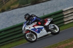 Mallory-park-Leicestershire;Mallory-park-photographs;Motorcycle-action-photographs;Trackday-digital-images;event-digital-images;eventdigitalimages;mallory-park;no-limits-trackday;peter-wileman-photography;trackday;trackday-photos