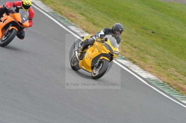 Mallory park Leicestershire;Mallory park photographs;Motorcycle action photographs;Trackday digital images;event digital images;eventdigitalimages;mallory park;no limits trackday;peter wileman photography;trackday;trackday photos