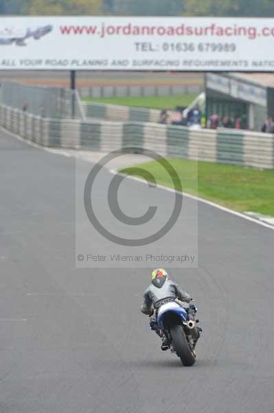 Mallory park Leicestershire;Mallory park photographs;Motorcycle action photographs;Trackday digital images;event digital images;eventdigitalimages;mallory park;no limits trackday;peter wileman photography;trackday;trackday photos