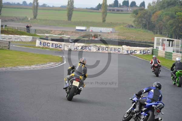 Mallory park Leicestershire;Mallory park photographs;Motorcycle action photographs;Trackday digital images;event digital images;eventdigitalimages;mallory park;no limits trackday;peter wileman photography;trackday;trackday photos