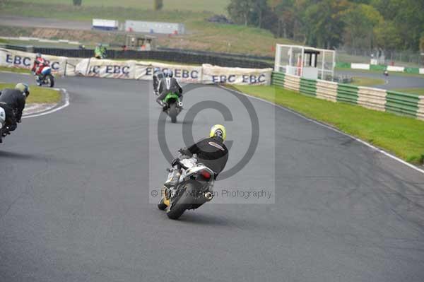 Mallory park Leicestershire;Mallory park photographs;Motorcycle action photographs;Trackday digital images;event digital images;eventdigitalimages;mallory park;no limits trackday;peter wileman photography;trackday;trackday photos