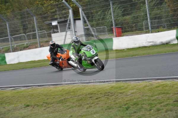 Mallory park Leicestershire;Mallory park photographs;Motorcycle action photographs;Trackday digital images;event digital images;eventdigitalimages;mallory park;no limits trackday;peter wileman photography;trackday;trackday photos