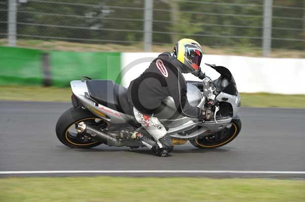 Mallory park Leicestershire;Mallory park photographs;Motorcycle action photographs;Trackday digital images;event digital images;eventdigitalimages;mallory park;no limits trackday;peter wileman photography;trackday;trackday photos