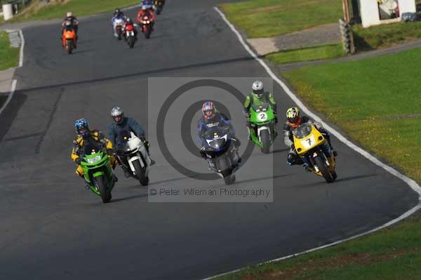 Mallory park Leicestershire;Mallory park photographs;Motorcycle action photographs;Trackday digital images;event digital images;eventdigitalimages;mallory park;no limits trackday;peter wileman photography;trackday;trackday photos