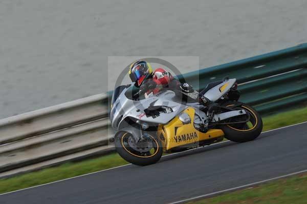 Mallory park Leicestershire;Mallory park photographs;Motorcycle action photographs;Trackday digital images;event digital images;eventdigitalimages;mallory park;no limits trackday;peter wileman photography;trackday;trackday photos